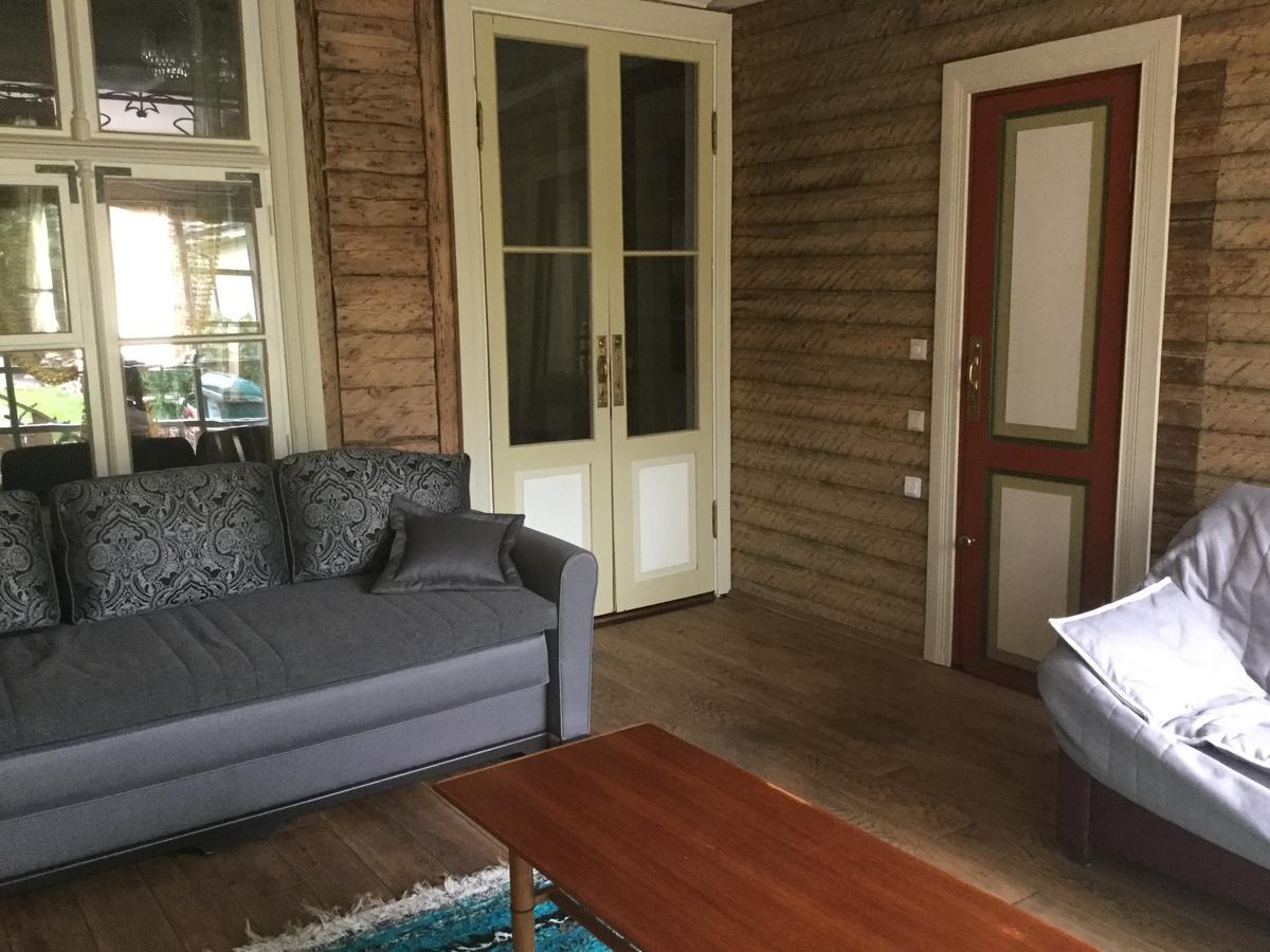 Karusselli 25 Apartments Parnu Ngoại thất bức ảnh